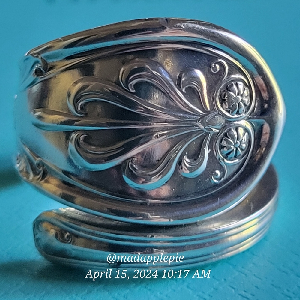 1870 Tiffany & Co. Saratoga Spoon Ring Sterling Silver Luxury Vintage Celeb #90